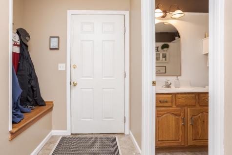 38 Bandecon Way Bloomington IL 61704