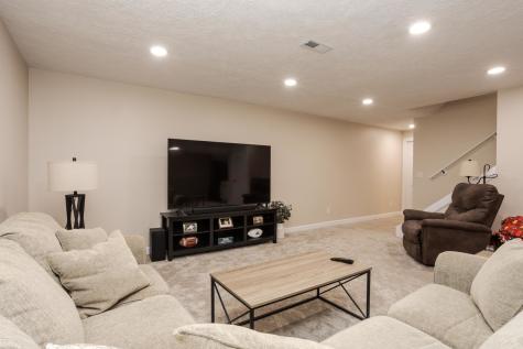 38 Bandecon Way Bloomington IL 61704