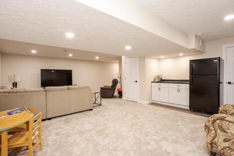 38 Bandecon Way Bloomington IL 61704