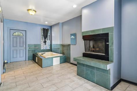 10540 South Maryland Avenue Chicago IL 60628