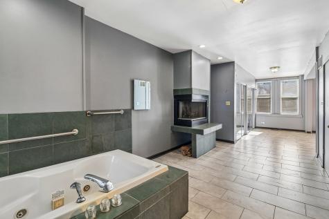 10540 South Maryland Avenue Chicago IL 60628