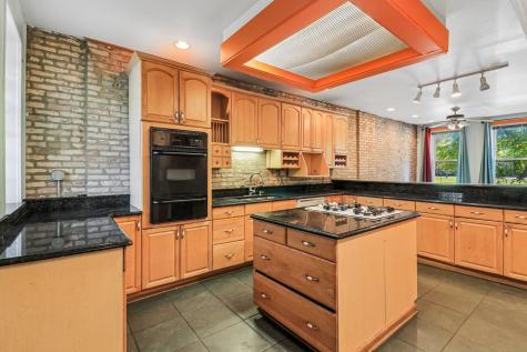 10540 South Maryland Avenue Chicago IL 60628