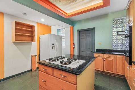 10540 South Maryland Avenue Chicago IL 60628