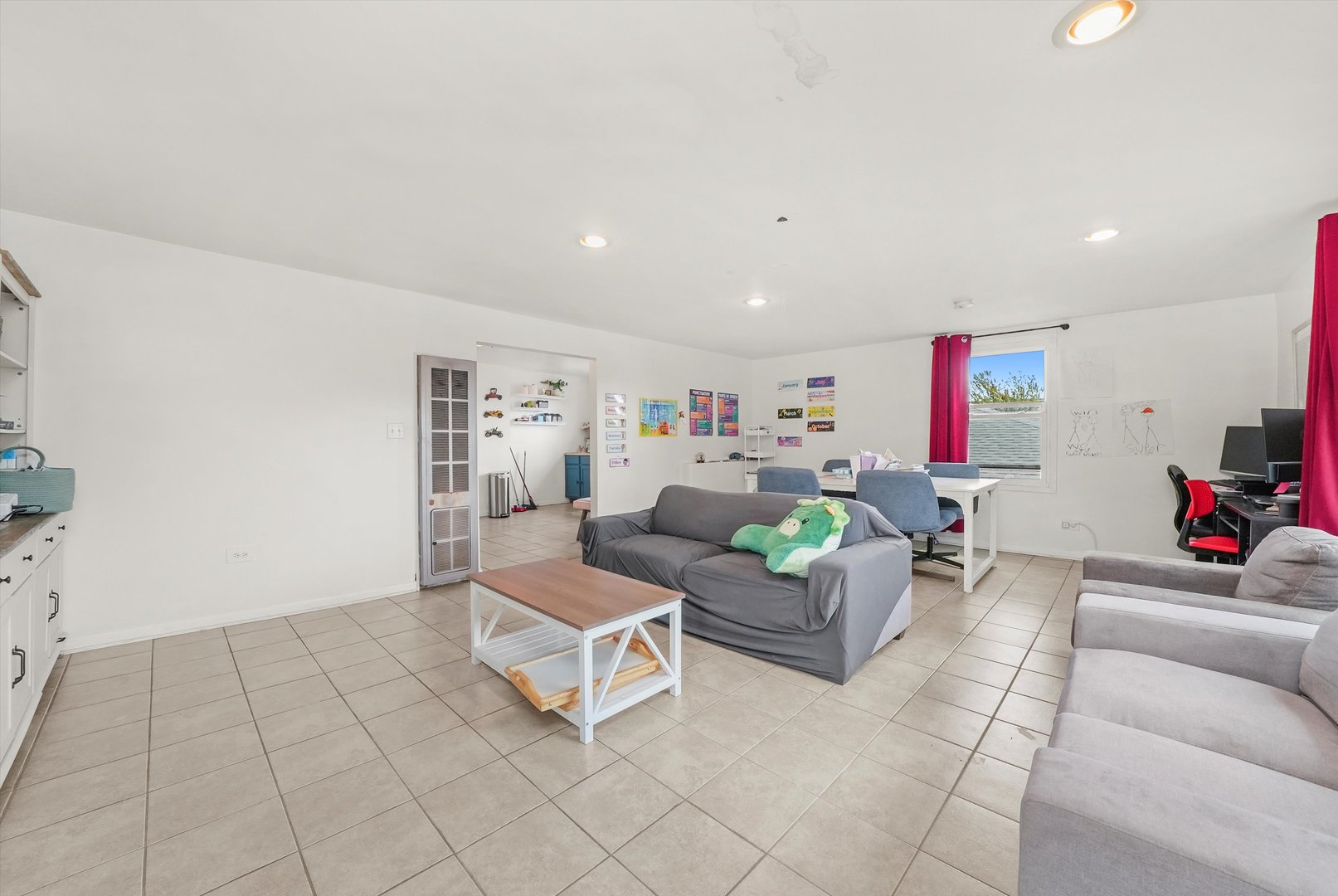 2119 North Mcvicker Avenue Chicago IL 60639