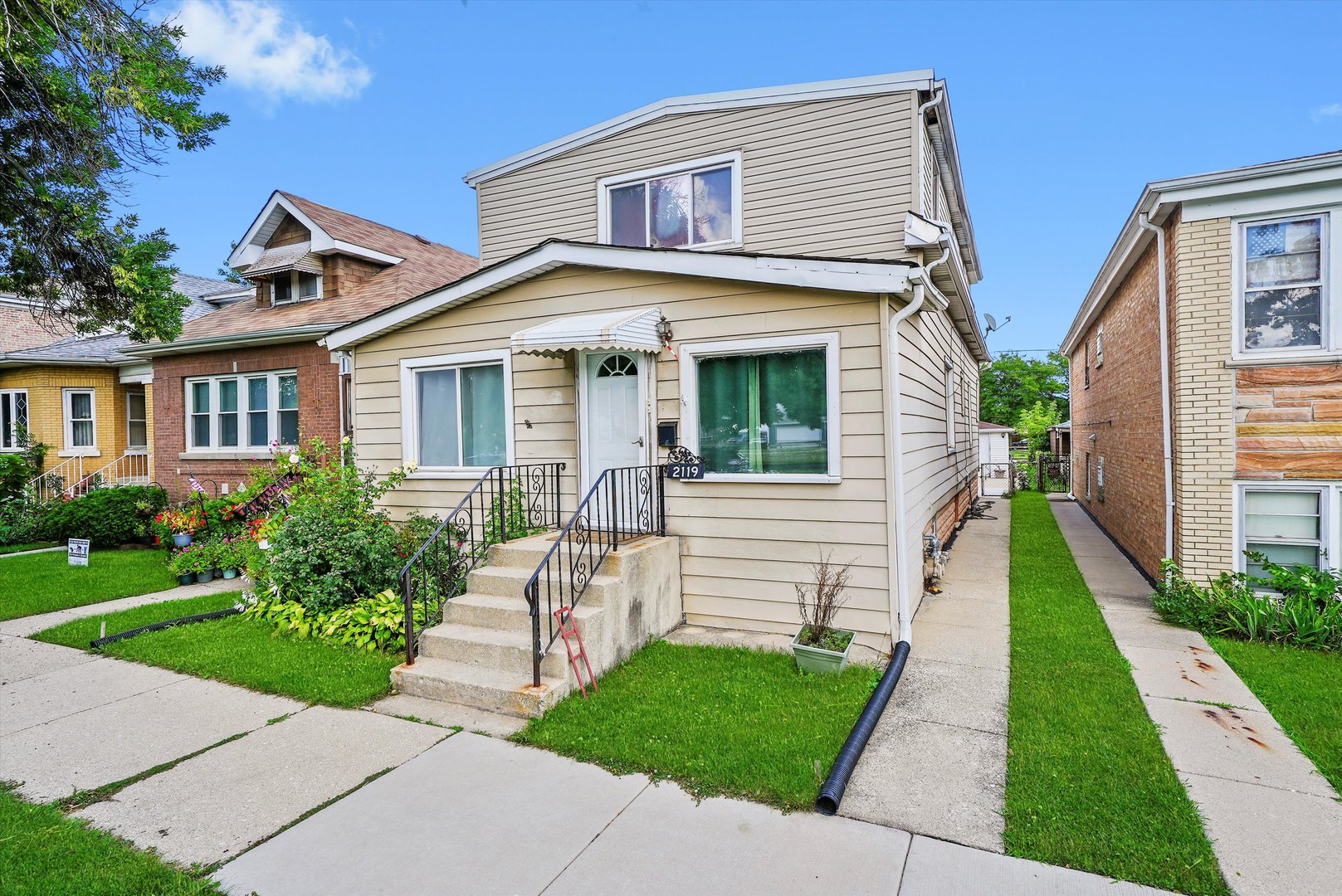 2119 North Mcvicker Avenue Chicago IL 60639