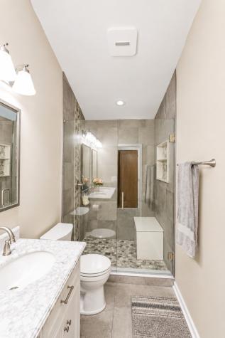 323 Farmhill Circle Wauconda IL 60084