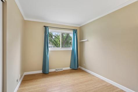 900 Arthur Drive Lombard IL 60148