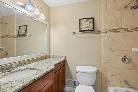 900 Arthur Drive Lombard IL 60148