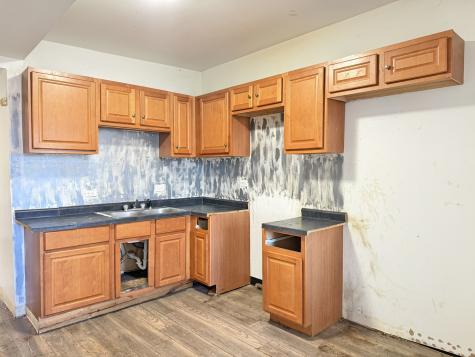 7939 South Escanaba Avenue Chicago IL 60617