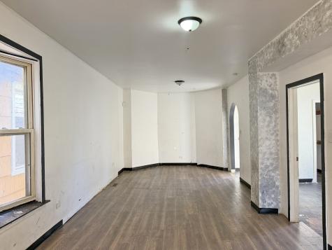 7939 South Escanaba Avenue Chicago IL 60617