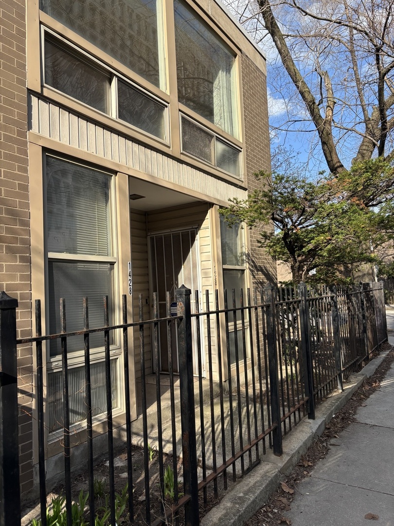 1428 East 55th Street Chicago IL 60615