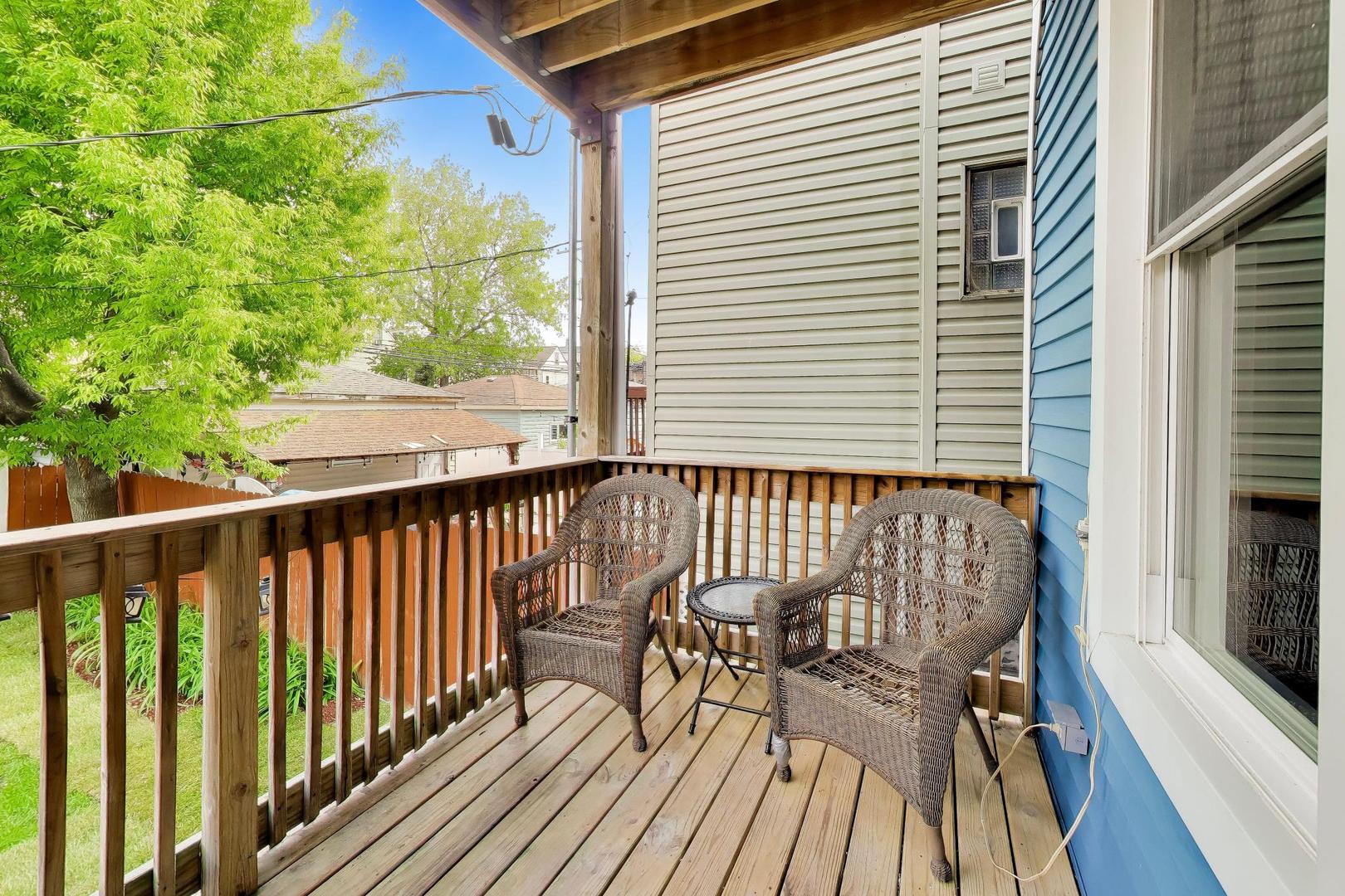 3526 West Mclean Avenue Chicago IL 60647