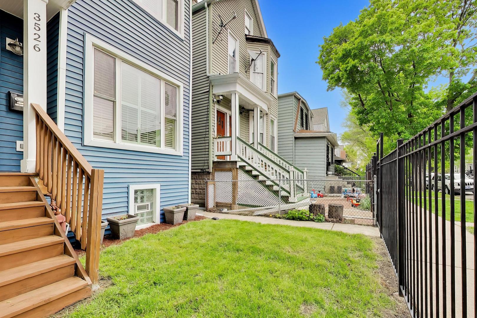 3526 West Mclean Avenue Chicago IL 60647