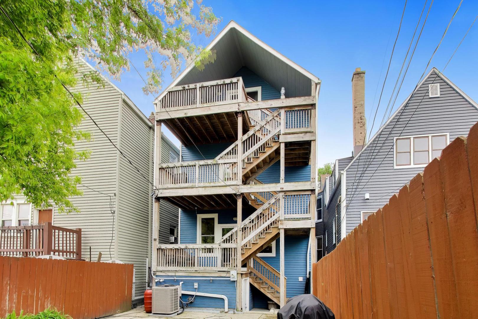 3526 West Mclean Avenue Chicago IL 60647