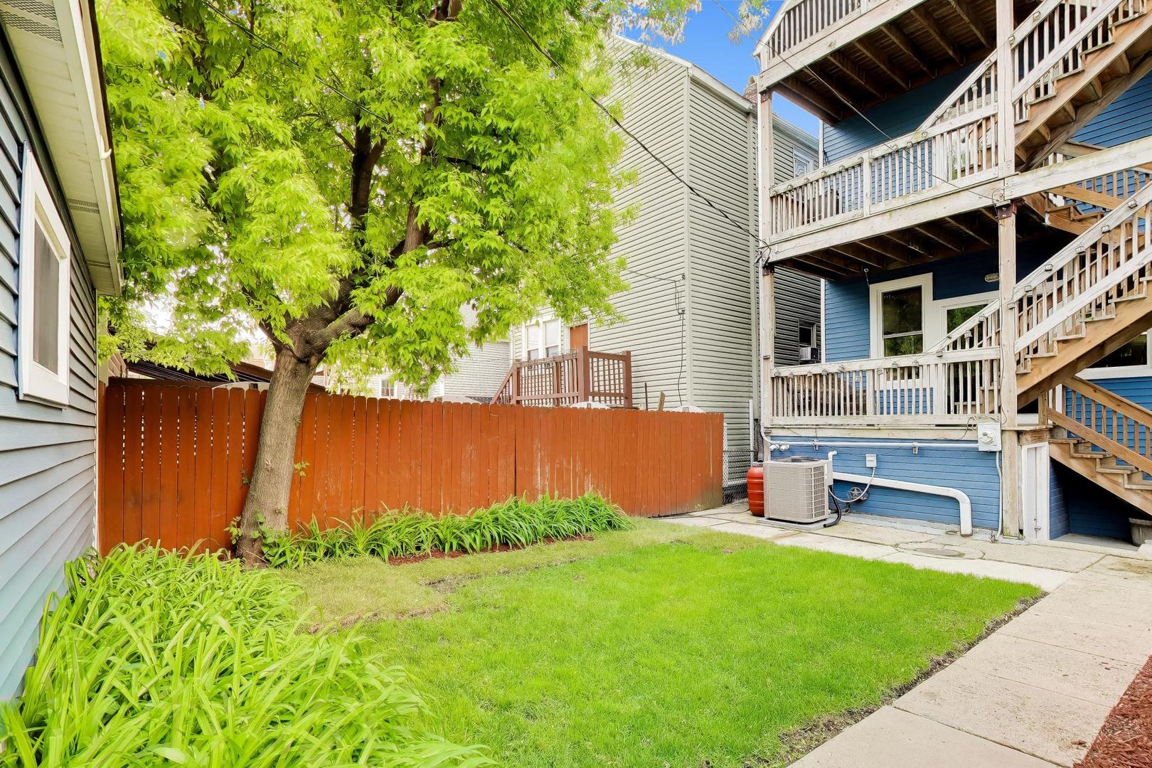 3526 West Mclean Avenue Chicago IL 60647