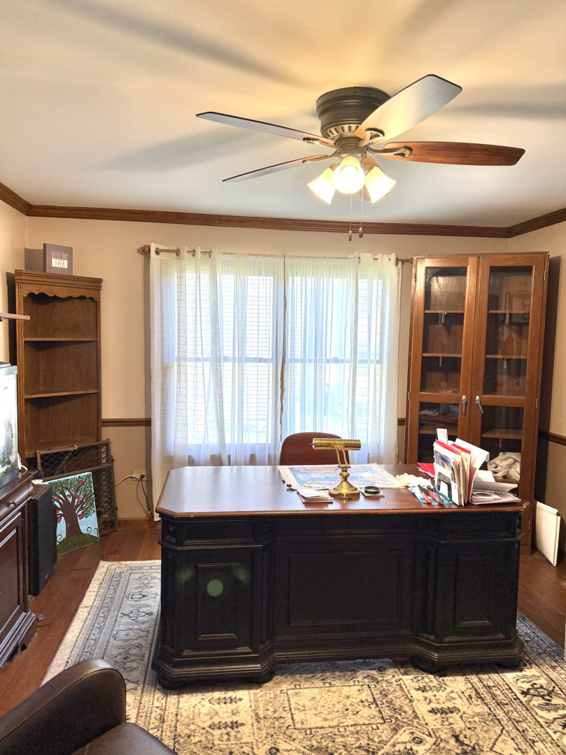 1433 Columbus Drive Bolingbrook IL 60490