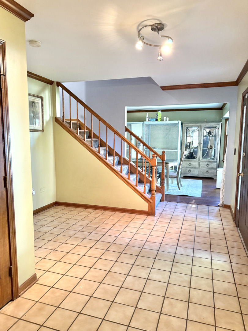 1433 Columbus Drive Bolingbrook IL 60490