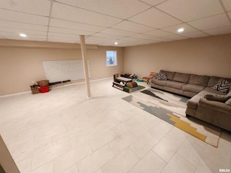 5600 Termar Lane Quincy IL 62305