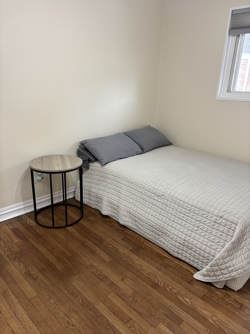 4100 West 81st Street Chicago IL 60652