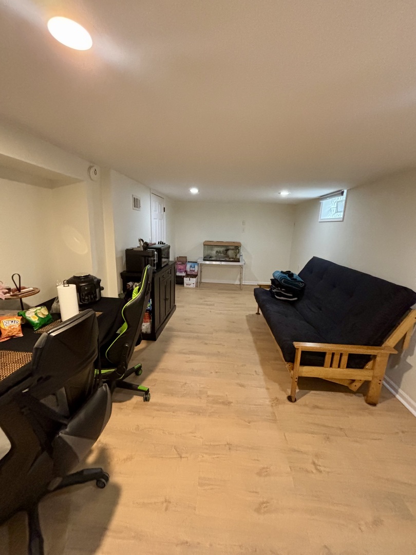 4100 West 81st Street Chicago IL 60652