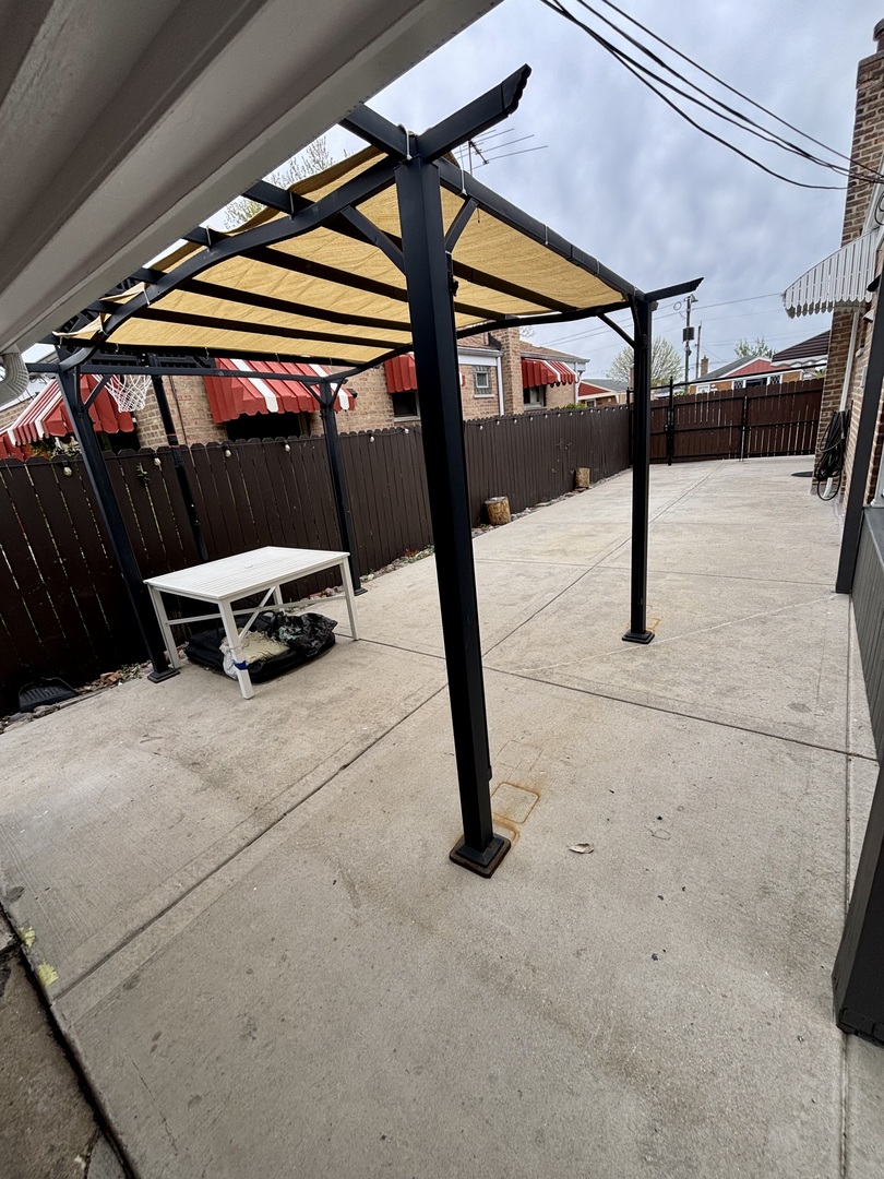 4100 West 81st Street Chicago IL 60652