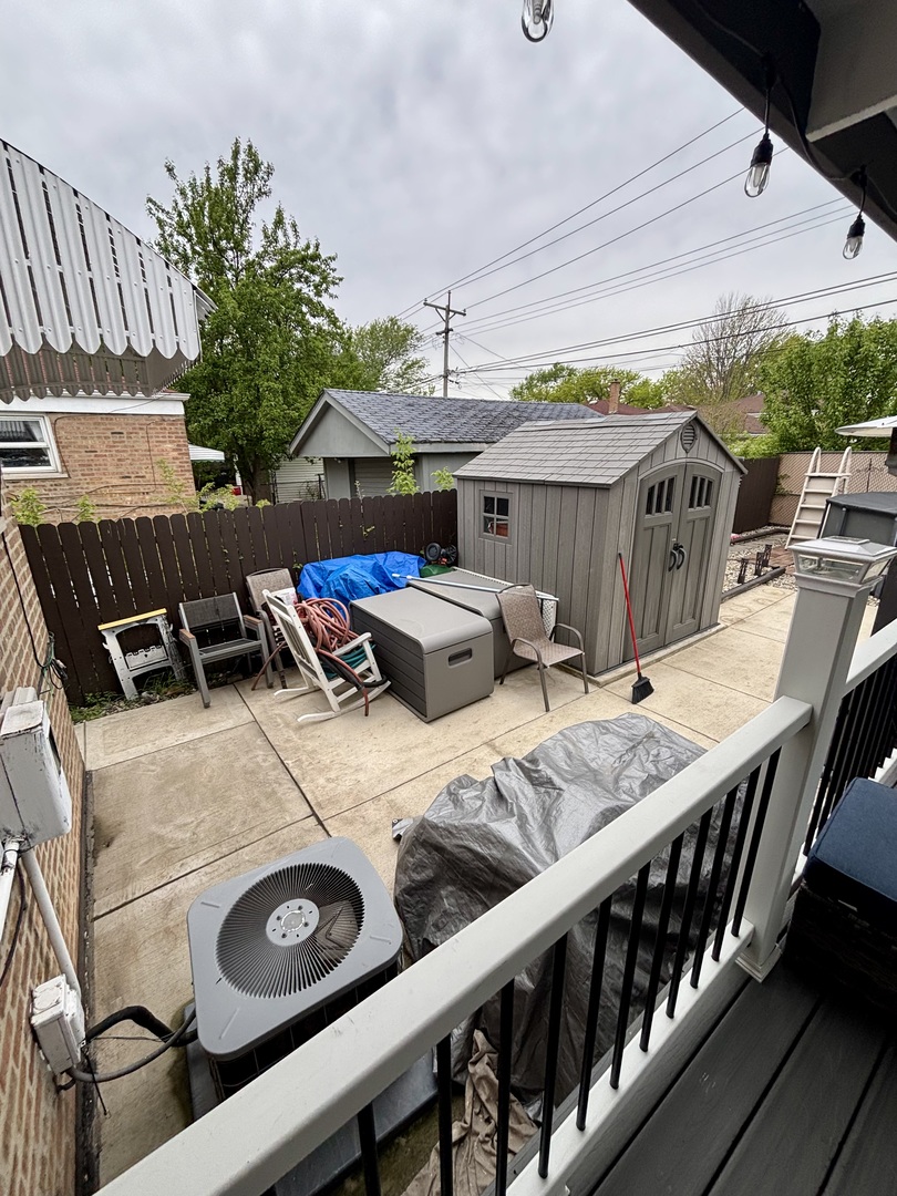 4100 West 81st Street Chicago IL 60652