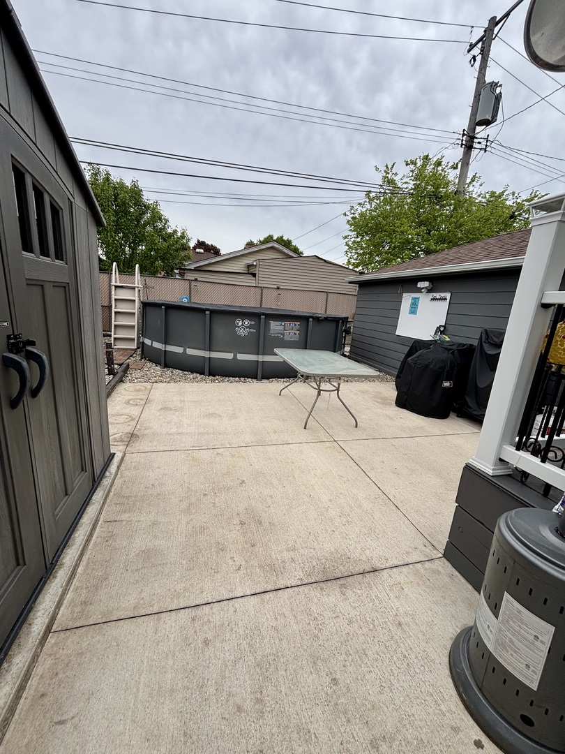 4100 West 81st Street Chicago IL 60652