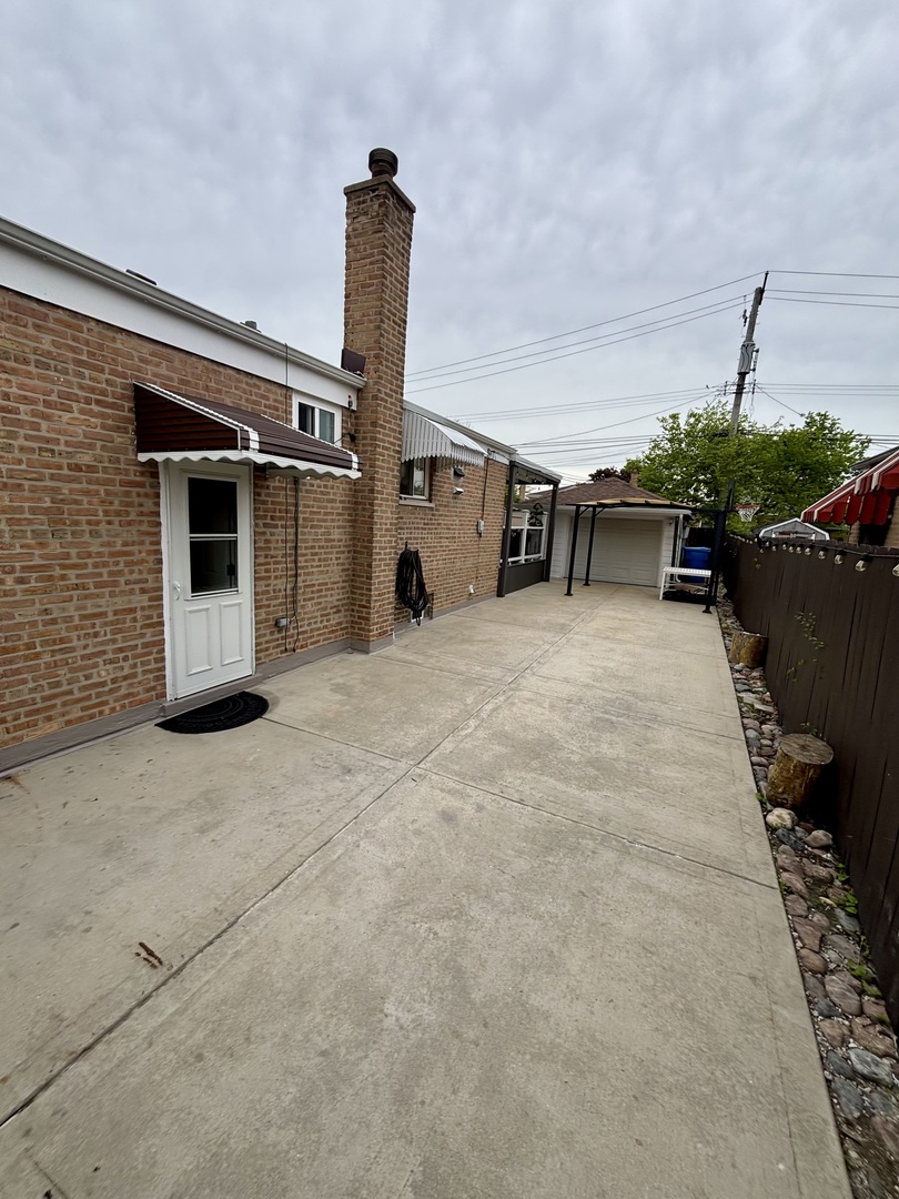 4100 West 81st Street Chicago IL 60652