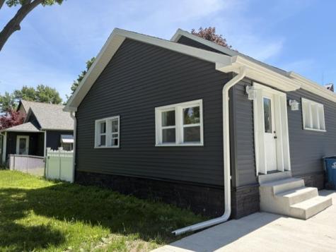 425 West Cleveland Street Spring Valley IL 61362