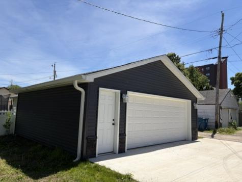 425 West Cleveland Street Spring Valley IL 61362