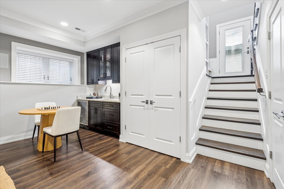 1655 West Carmen Avenue Chicago IL 60640