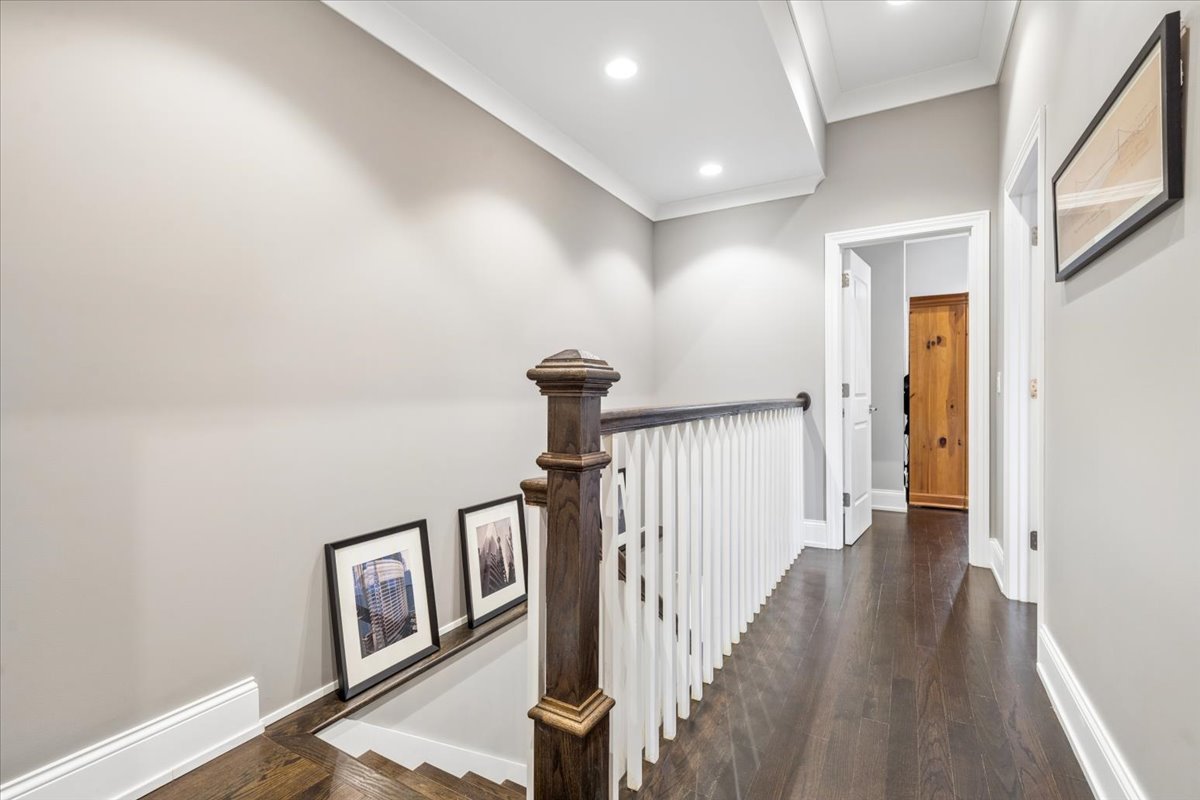 1655 West Carmen Avenue Chicago IL 60640