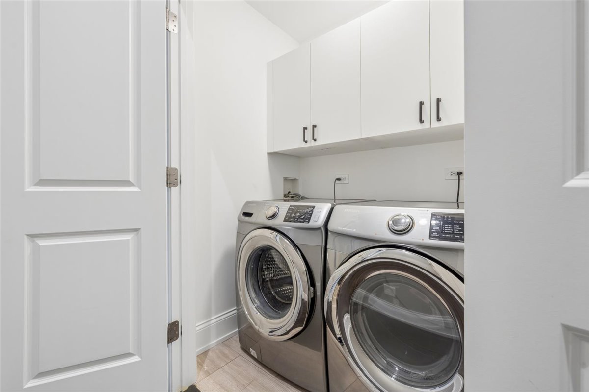 1655 West Carmen Avenue Chicago IL 60640