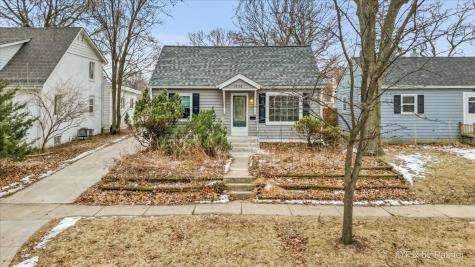 1034 West New York Street Aurora IL 60506