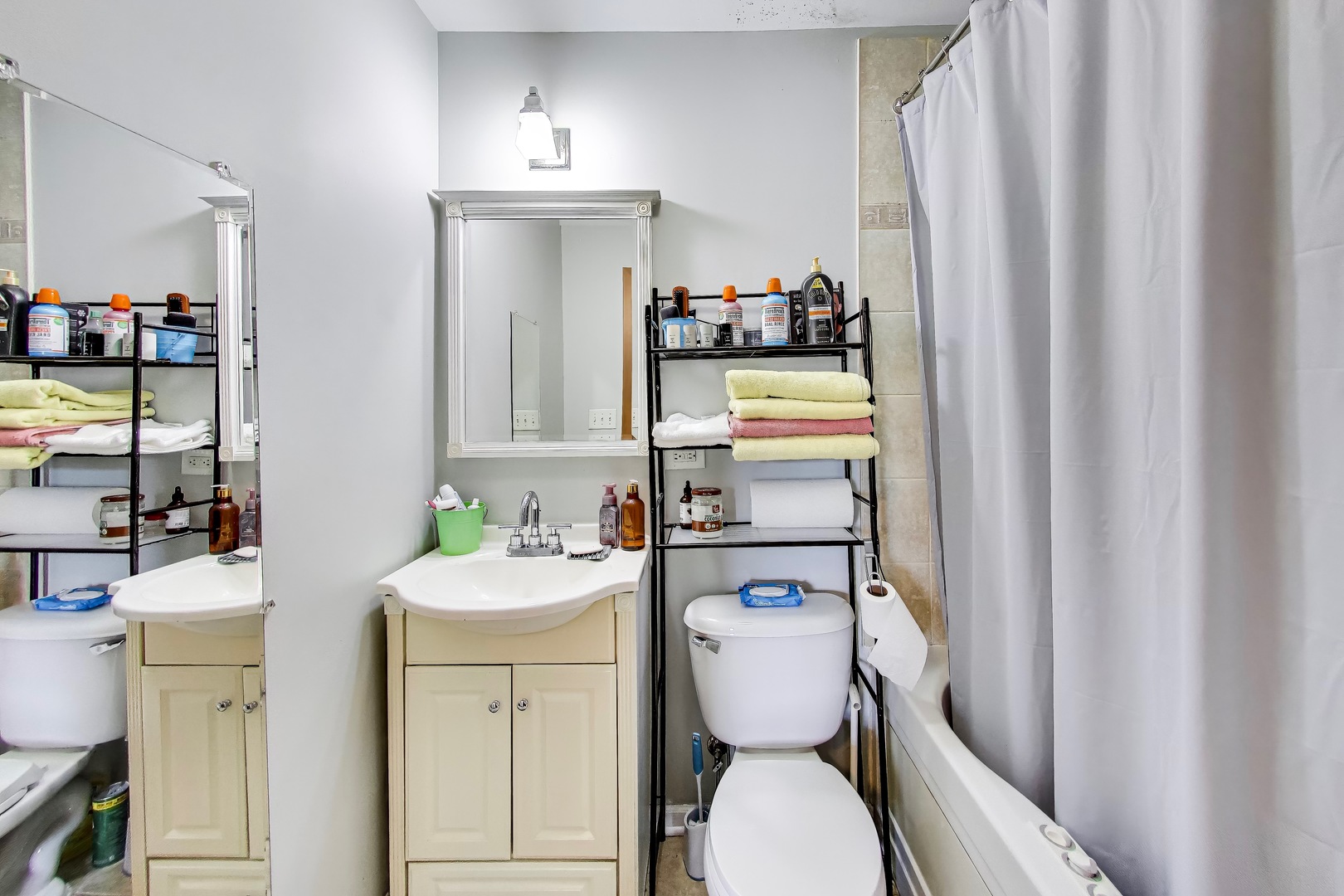 6417 North Greenview Avenue Chicago IL 60626
