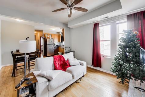 6417 North Greenview Avenue Chicago IL 60626