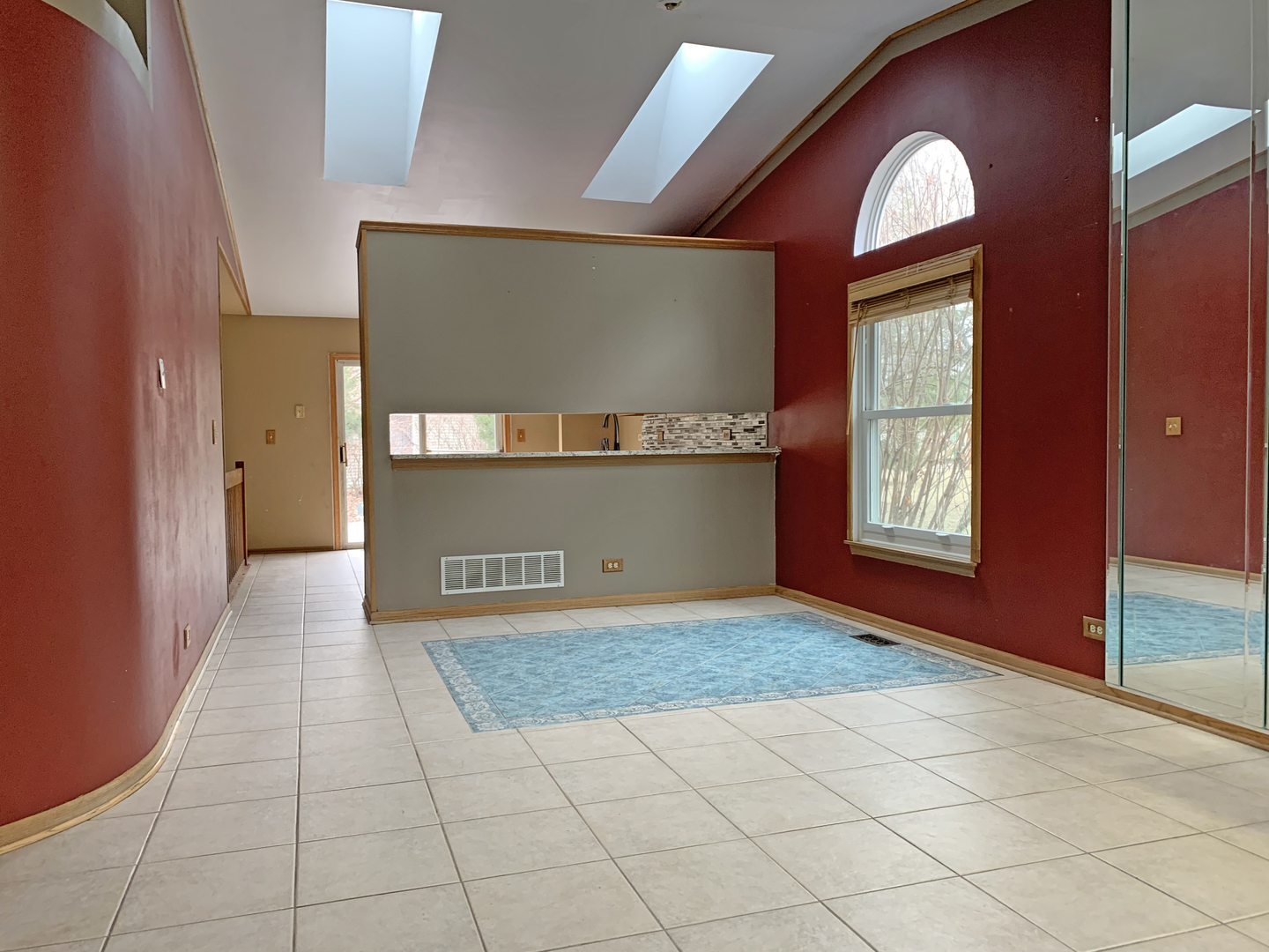 2472 Fox Drive Aurora IL 60506