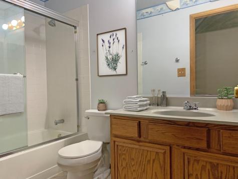 2472 Fox Drive Aurora IL 60506