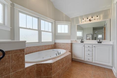 834 Citizen Avenue Elburn IL 60119