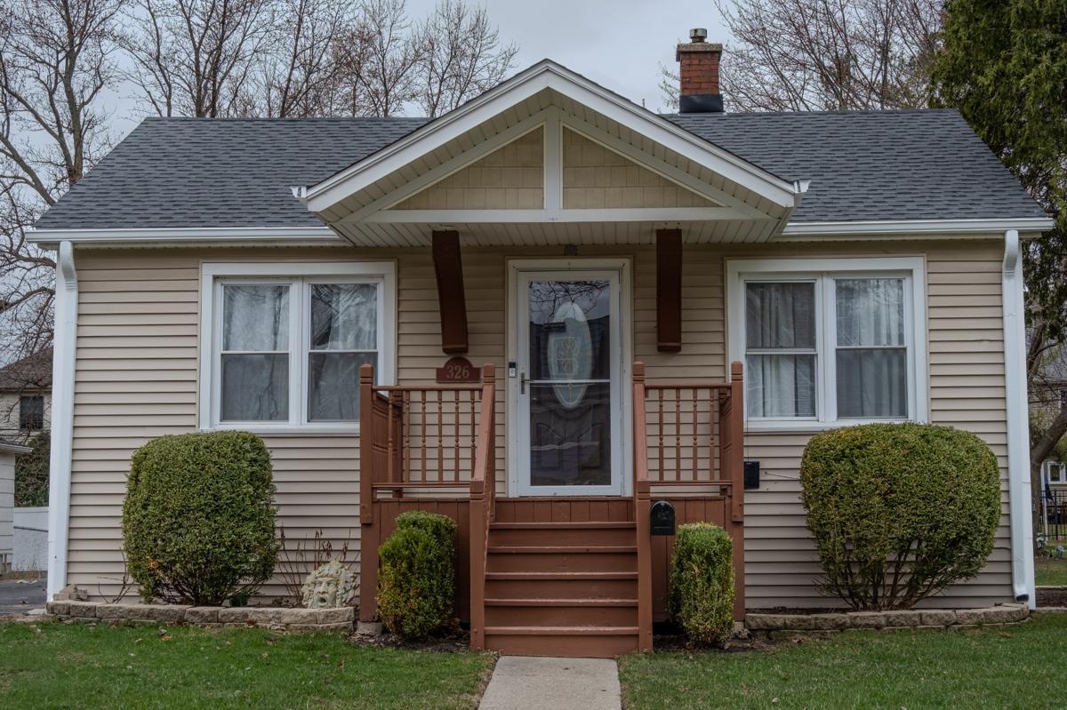 326 South Hudson Street Westmont IL 60559