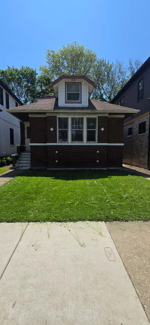 2539 West Winnemac Avenue Chicago IL 60625