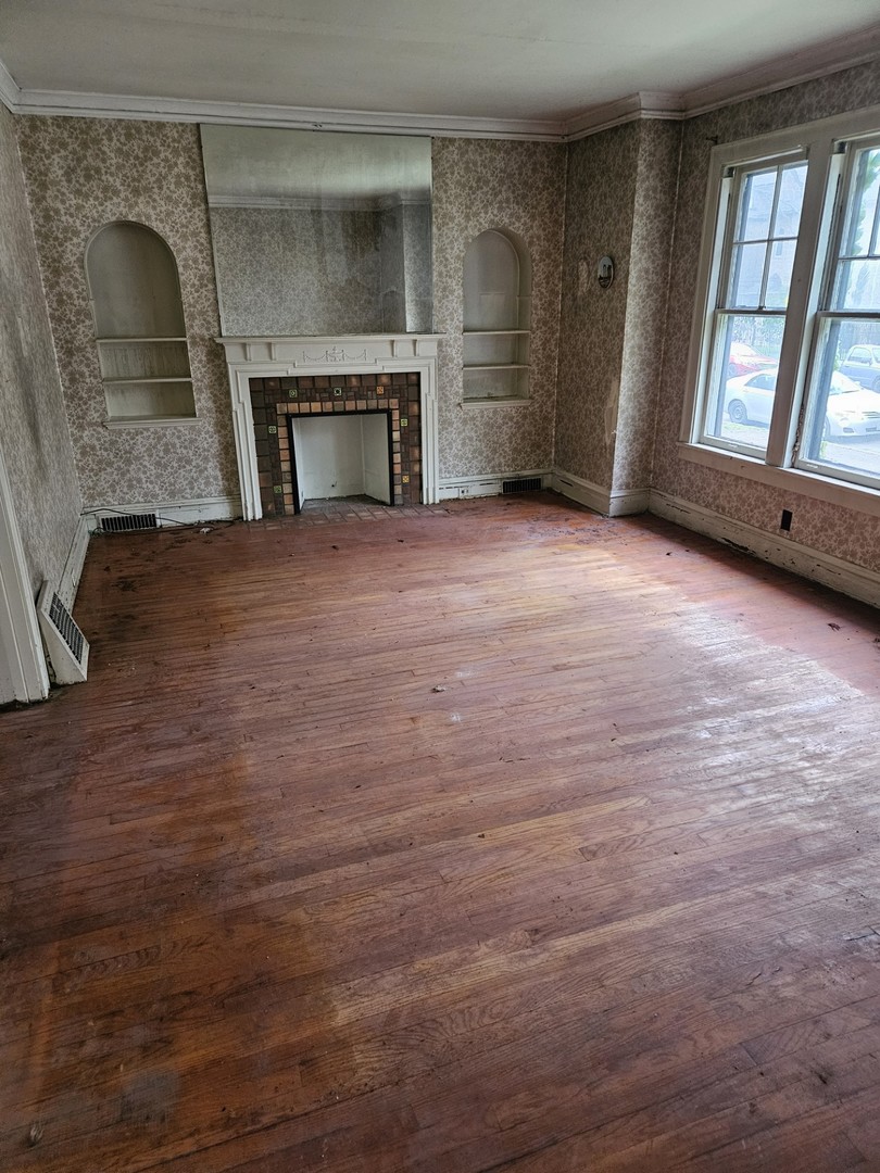 2539 West Winnemac Avenue Chicago IL 60625
