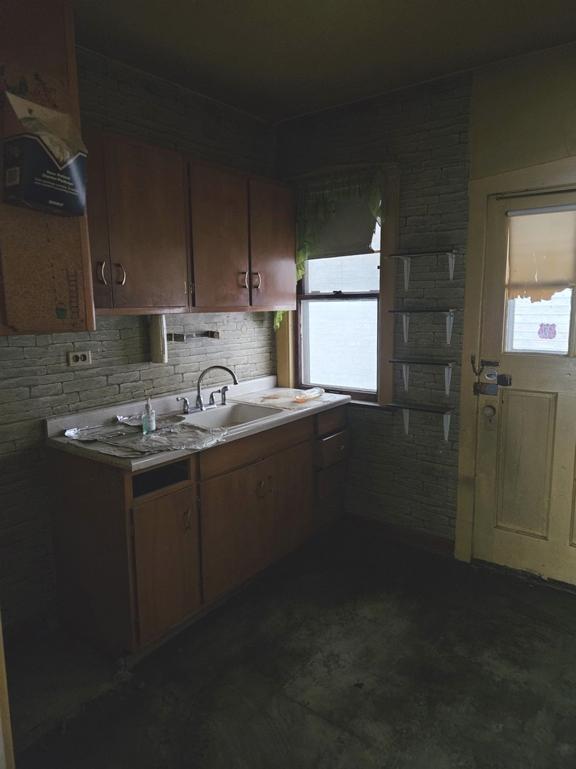 2539 West Winnemac Avenue Chicago IL 60625