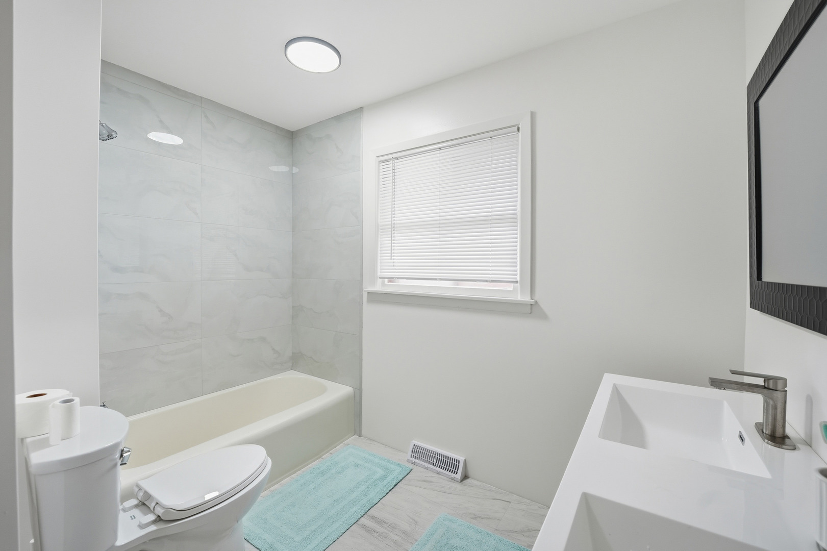 2401 Rohlwing Road Rolling Meadows IL 60008