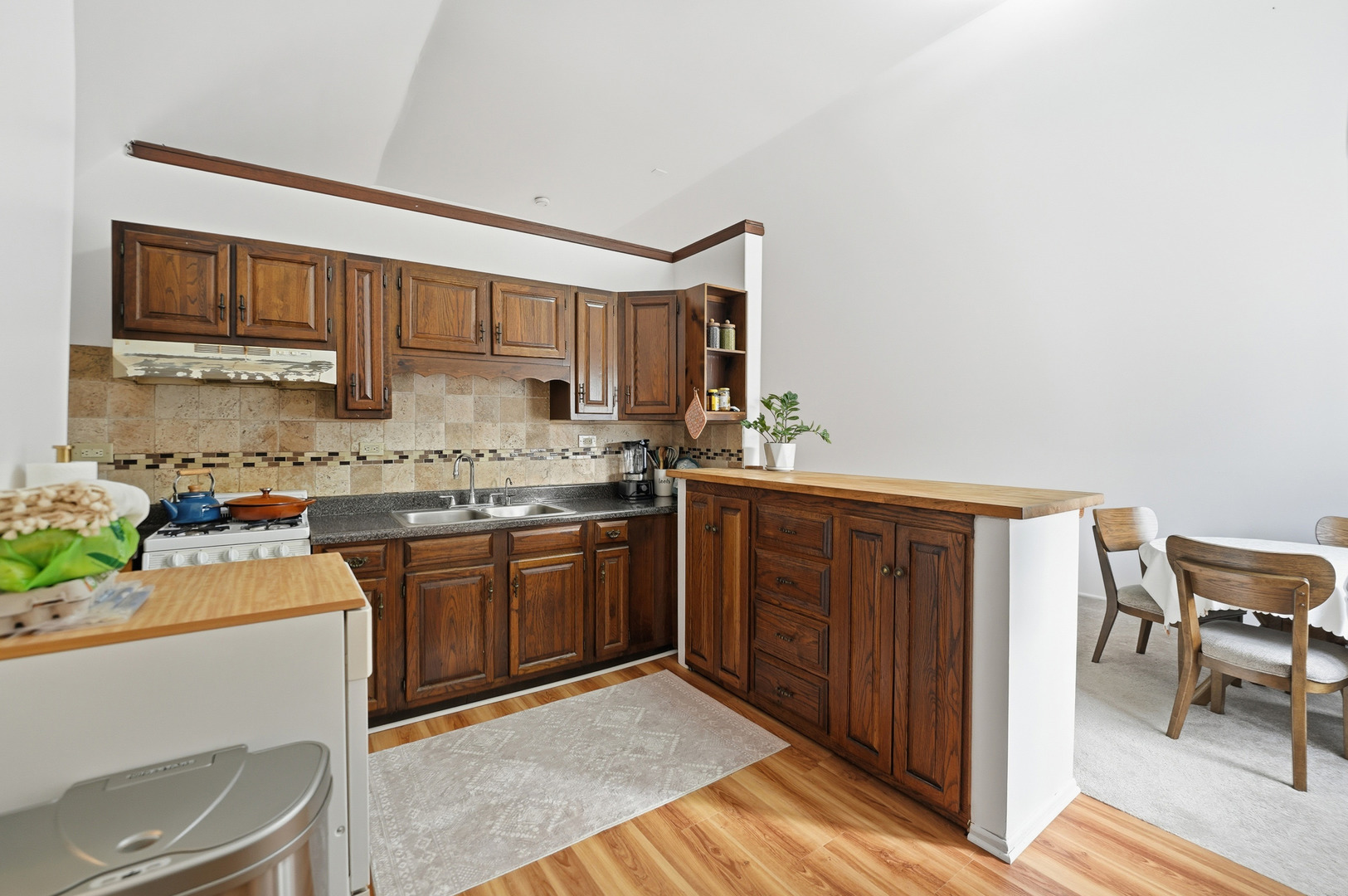 2401 Rohlwing Road Rolling Meadows IL 60008