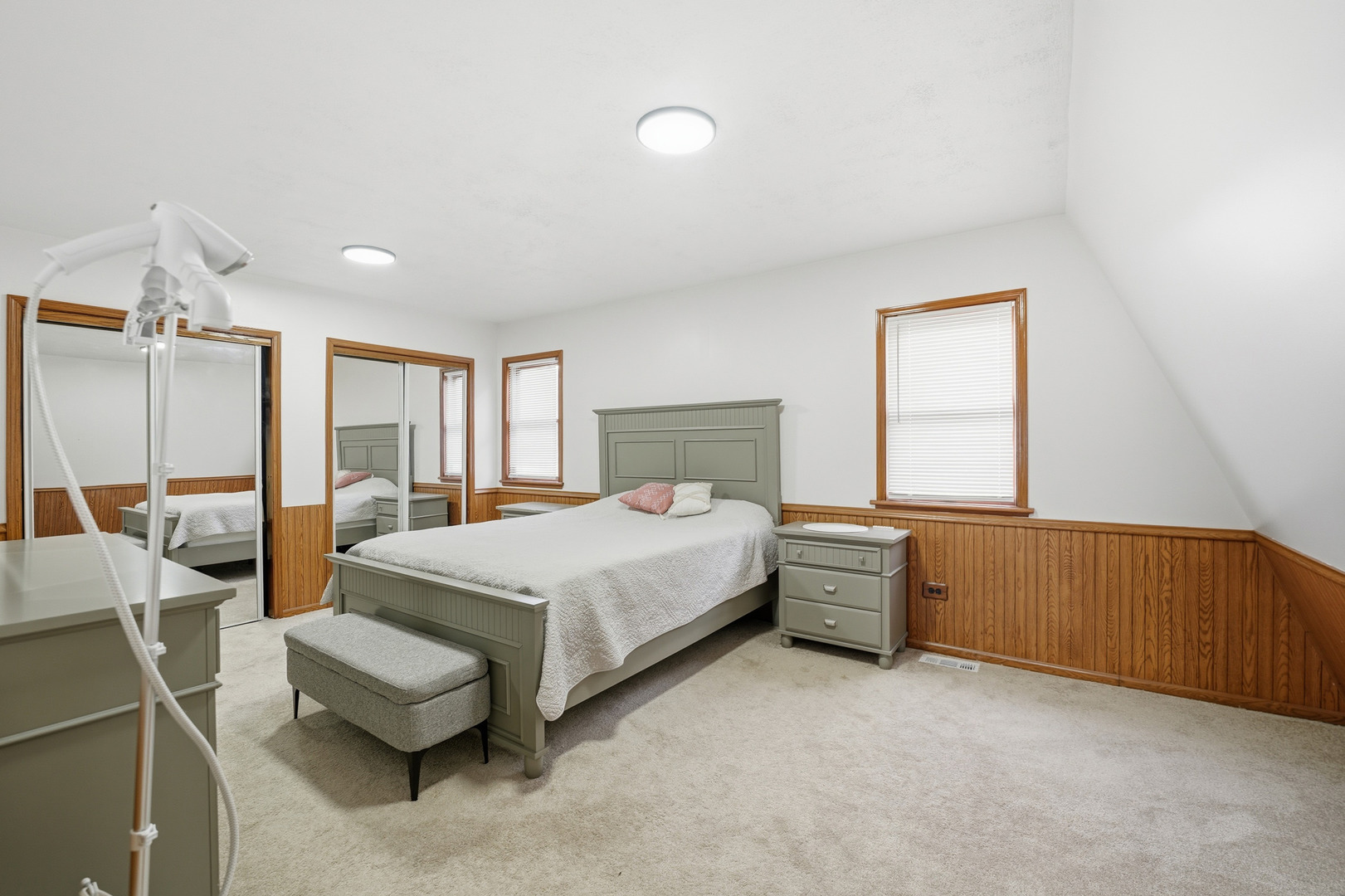 2401 Rohlwing Road Rolling Meadows IL 60008