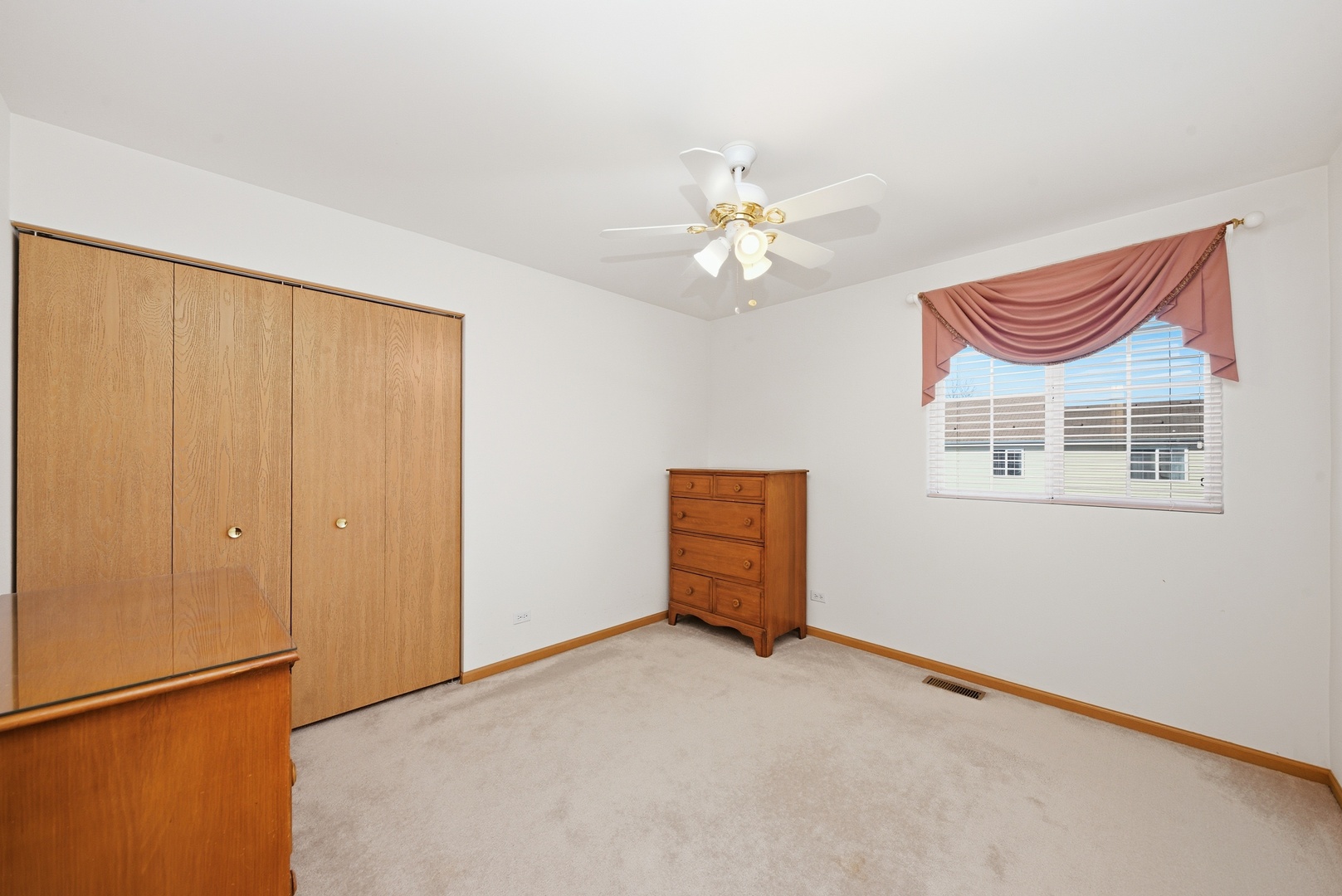 1758 Edith Lane Aurora IL 60504