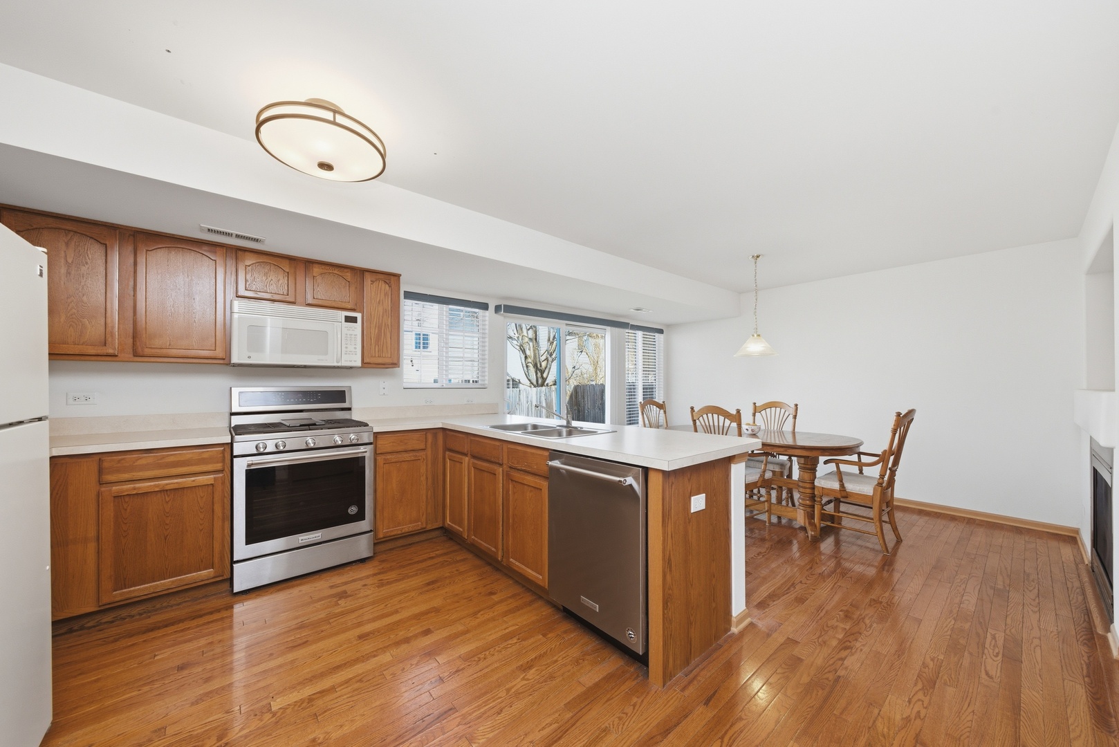 1758 Edith Lane Aurora IL 60504