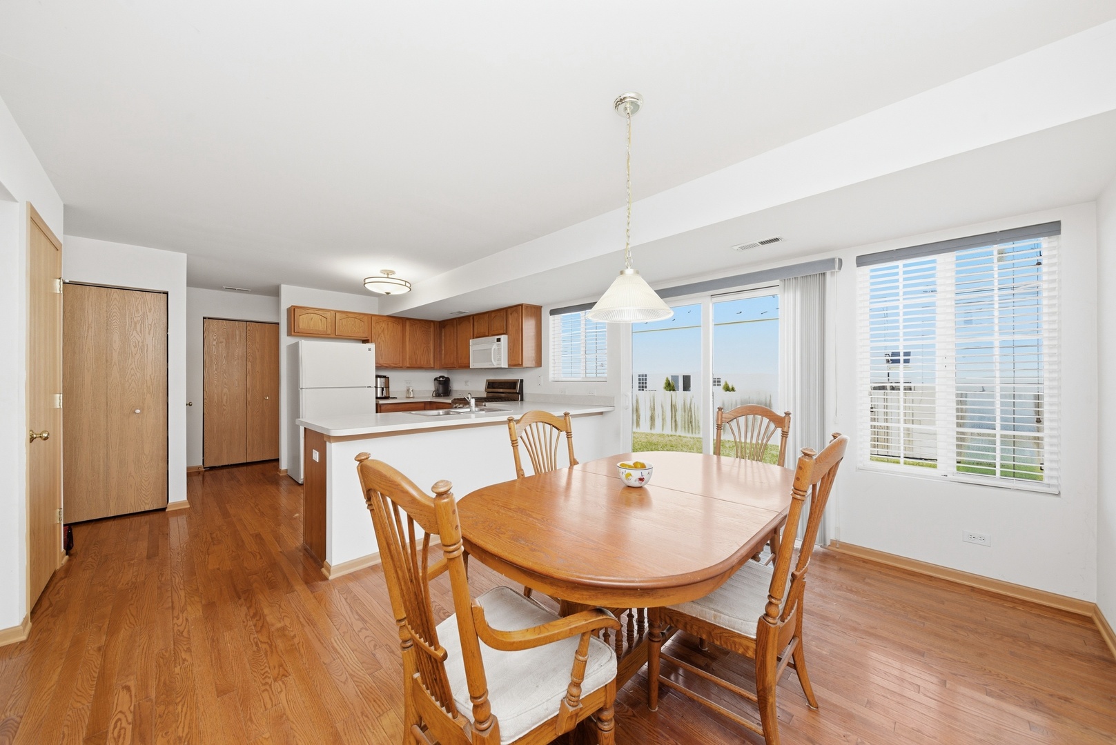 1758 Edith Lane Aurora IL 60504