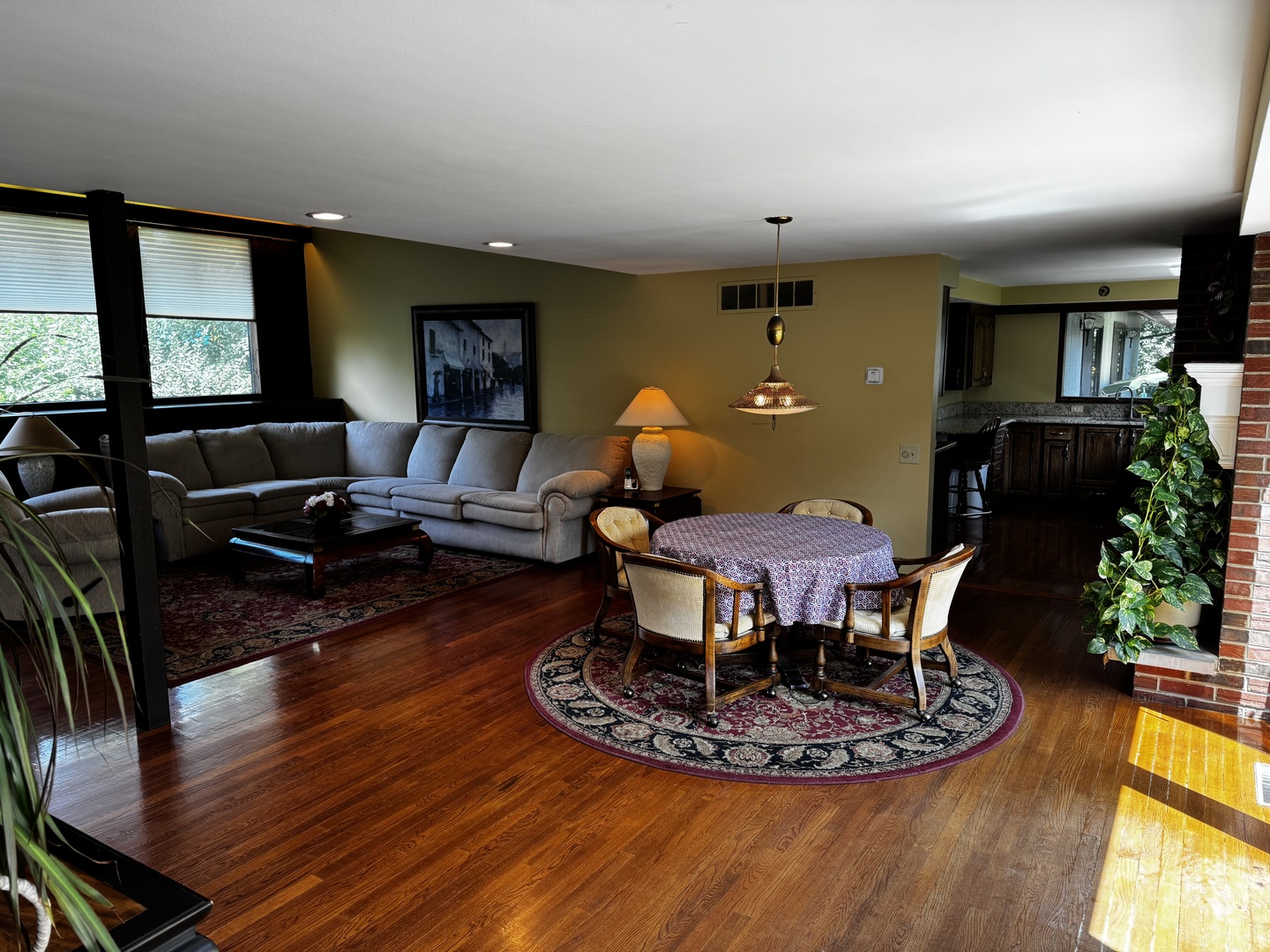 37 Sheffield Lane Oak Brook IL 60523